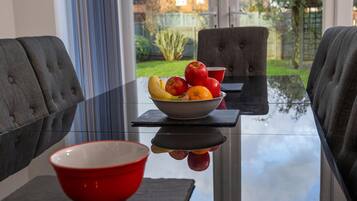 House | Dining
