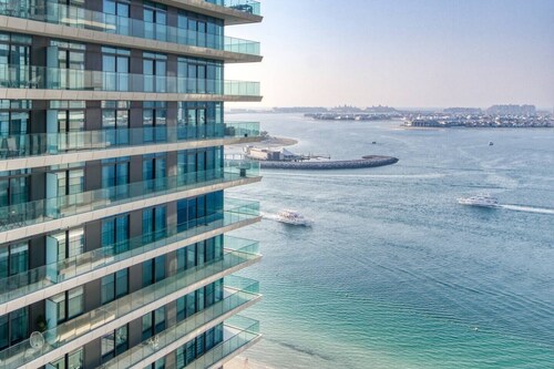1BR Apartments Beach Isle Tower
