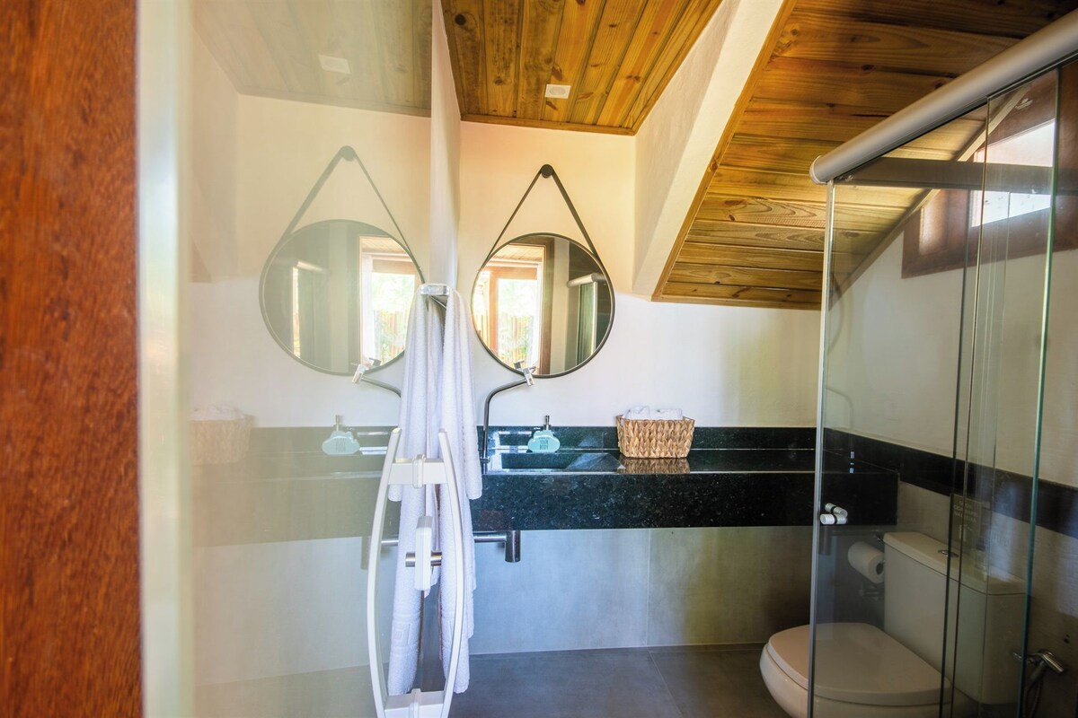 Bathroom | Hair dryer, towels