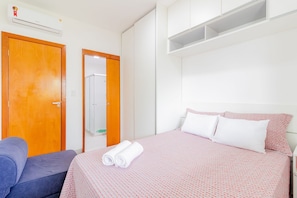 2 chambres, rideaux occultants, fer et planche Ă repasser, Wi-Fi gratuit