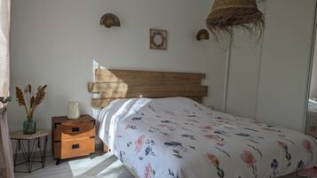 1 chambre, fer et planche Ă repasser, lit parapluie, Wi-Fi gratuit