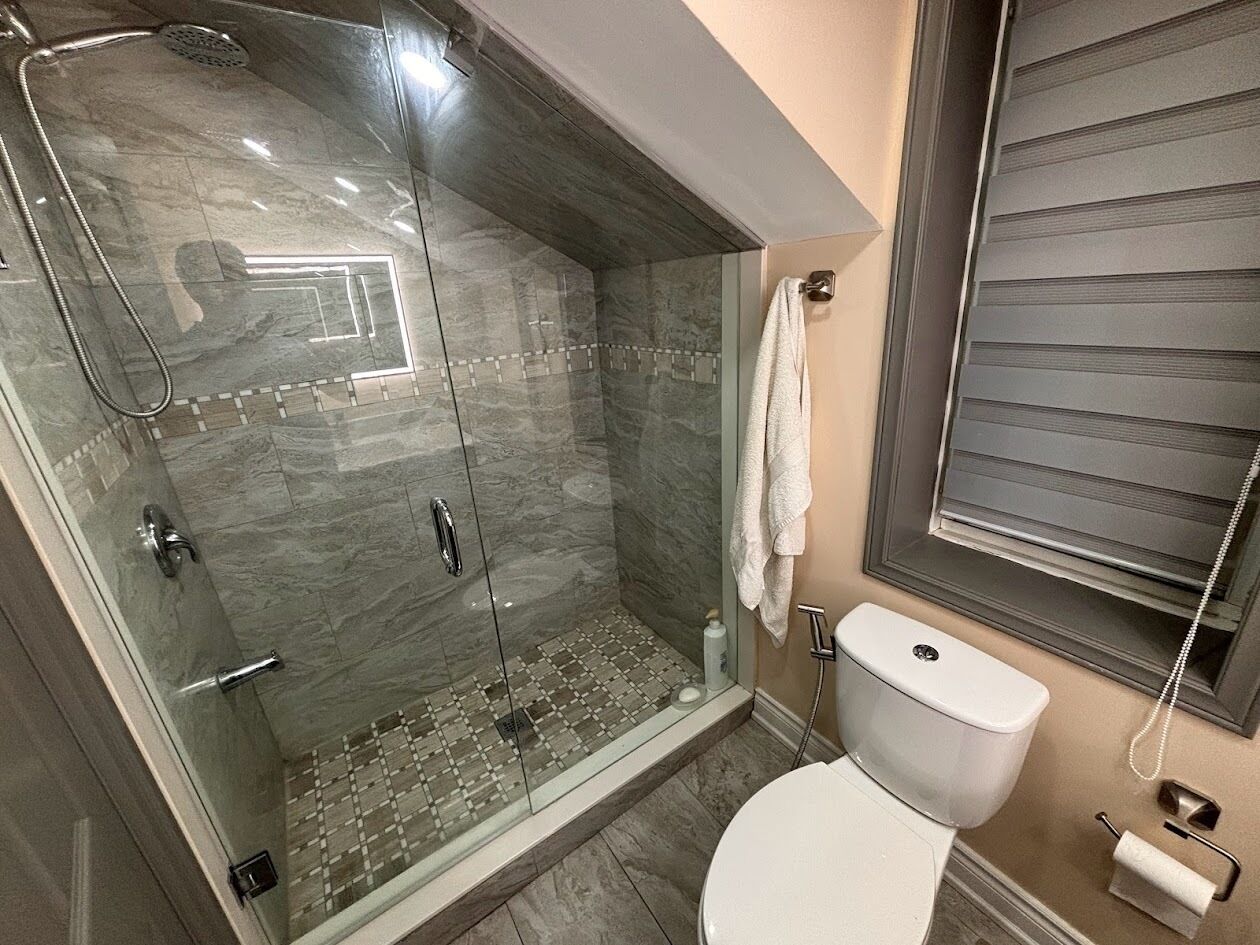 Bidet, towels, soap, shampoo