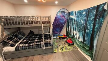 4 chambres, fer et planche Ă repasser, Wi-Fi, draps fournis