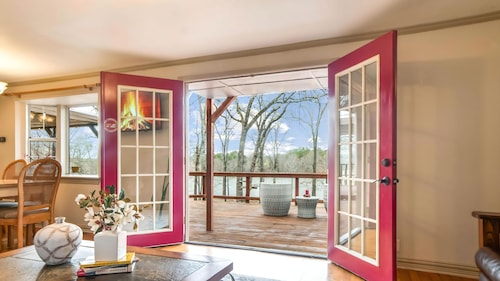 Lake Fork Waterfront Cabin-Private Boat Ramp Boat Dock Fishing