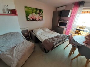 1 bedroom, bed sheets - Latte Mer Studio Cabine Climatisé Front de mer (Palavas-les-Flots)
