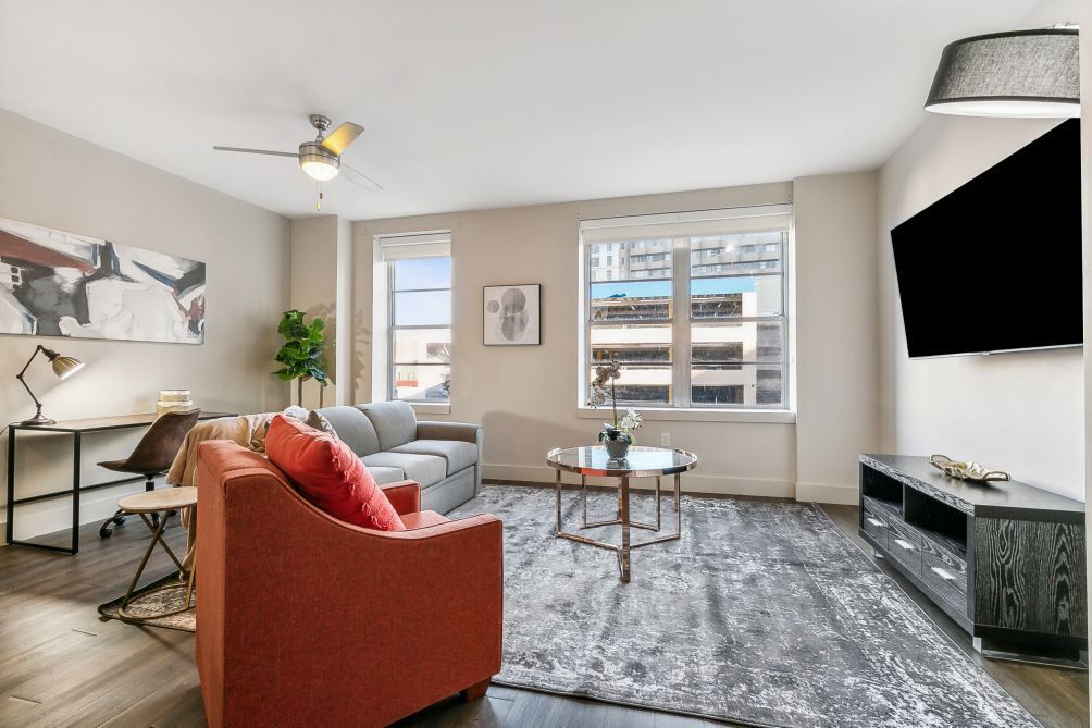 Télévision, jeux vidéo, baby-foot