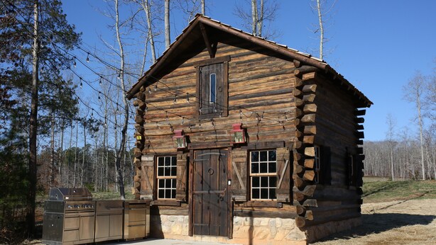 Exterior - Cabin on Pond and Vineyard next to Aging Cave (Chapel Hill)