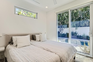 Casa, letti multipli (Villa Ardmore, 3 bedrooms, 3.5 baths,)