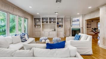 Rumah, Beberapa Tempat Tidur (Villa Dolce Vita  4bd 4ba  Private Po) | Area keluarga