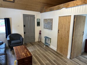Interior - Seaman's Cottage #2 in Summerville Centre - Pet Friendly! (Summerville Center)