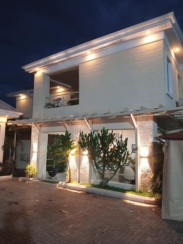 1314 Hotels & Suites Abuja