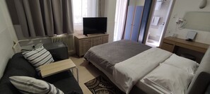 Wifi gratis y ropa de cama 