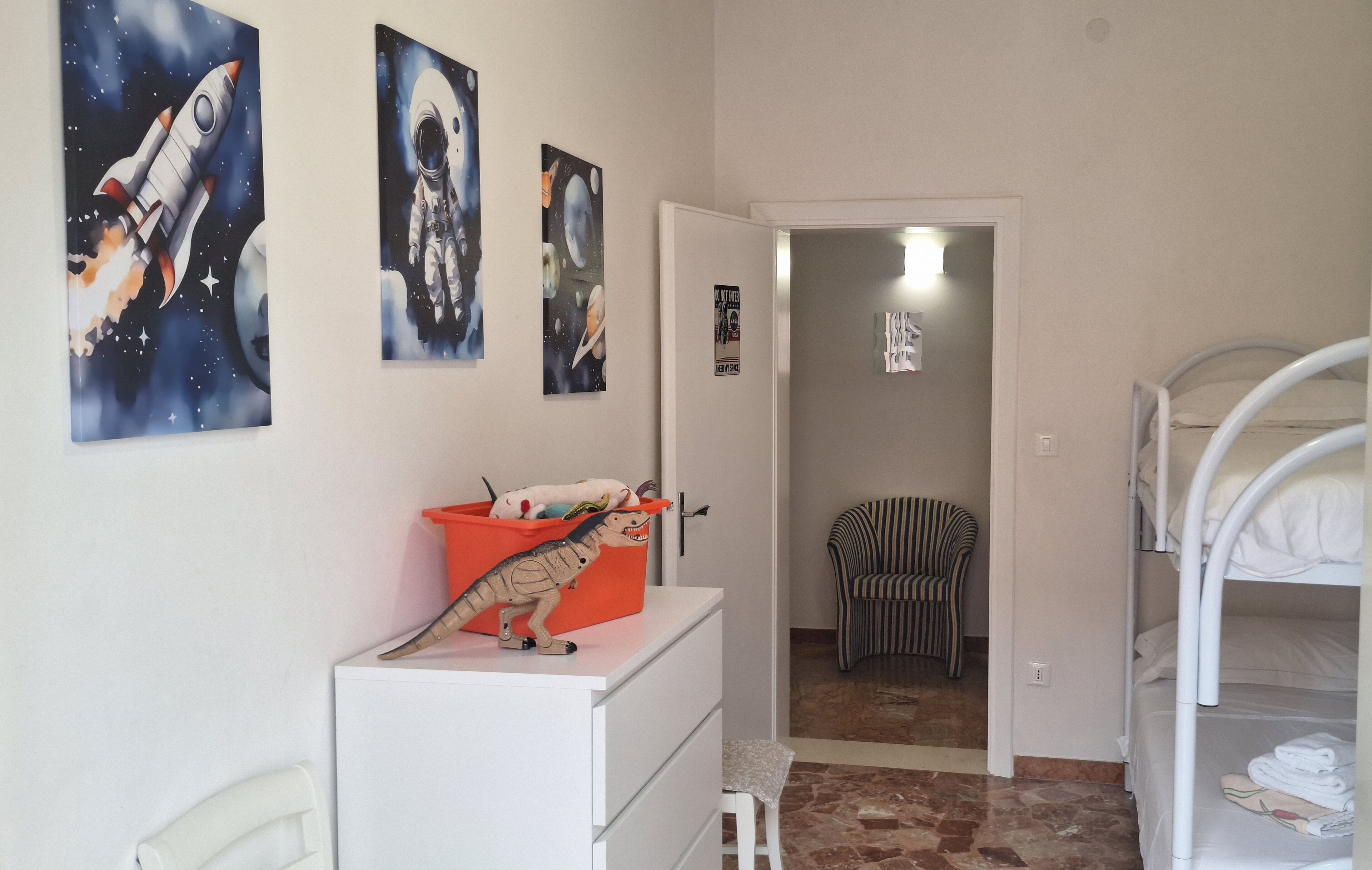 3 chambres, Wi-Fi gratuit, draps fournis