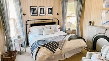 5 bedrooms, iron/ironing board, travel crib, free WiFi