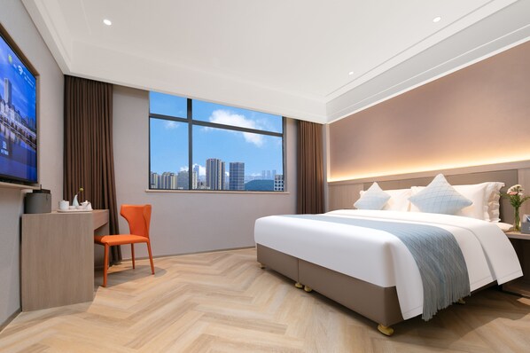 Deluxe Room, 1 King Bed, Non Smoking