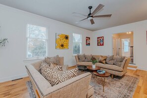 Smart TV, fireplace, video games, books