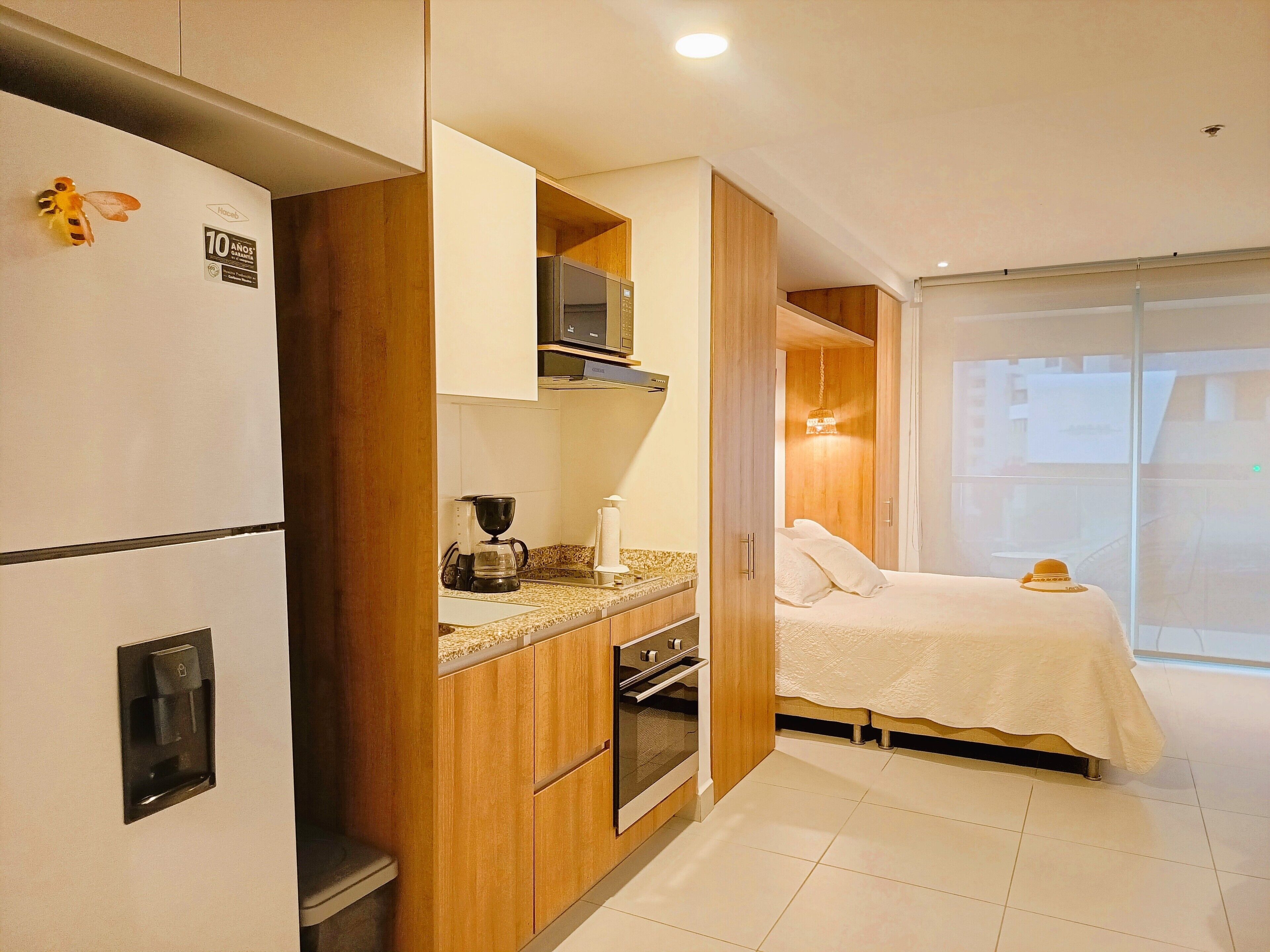 Studio | Individually furnished, soundproofing, free WiFi, bed sheets
