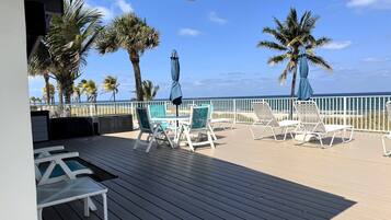 テラス / パティオ