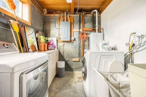 Douche, articles de toilette écologiques, sÚche-cheveux