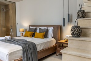 3 bedrooms, in-room safe, free WiFi, bed sheets