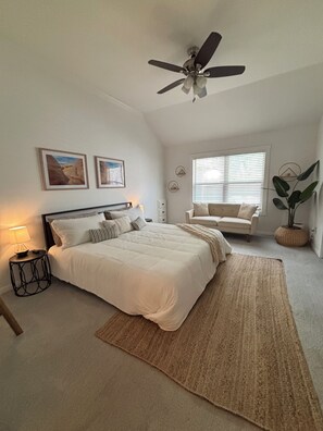 3 makuuhuonetta, silitysrauta/-lauta, Wi-Fi, vuodevaatteet