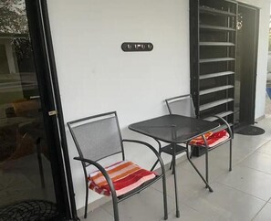 屋外ダイニングエリア