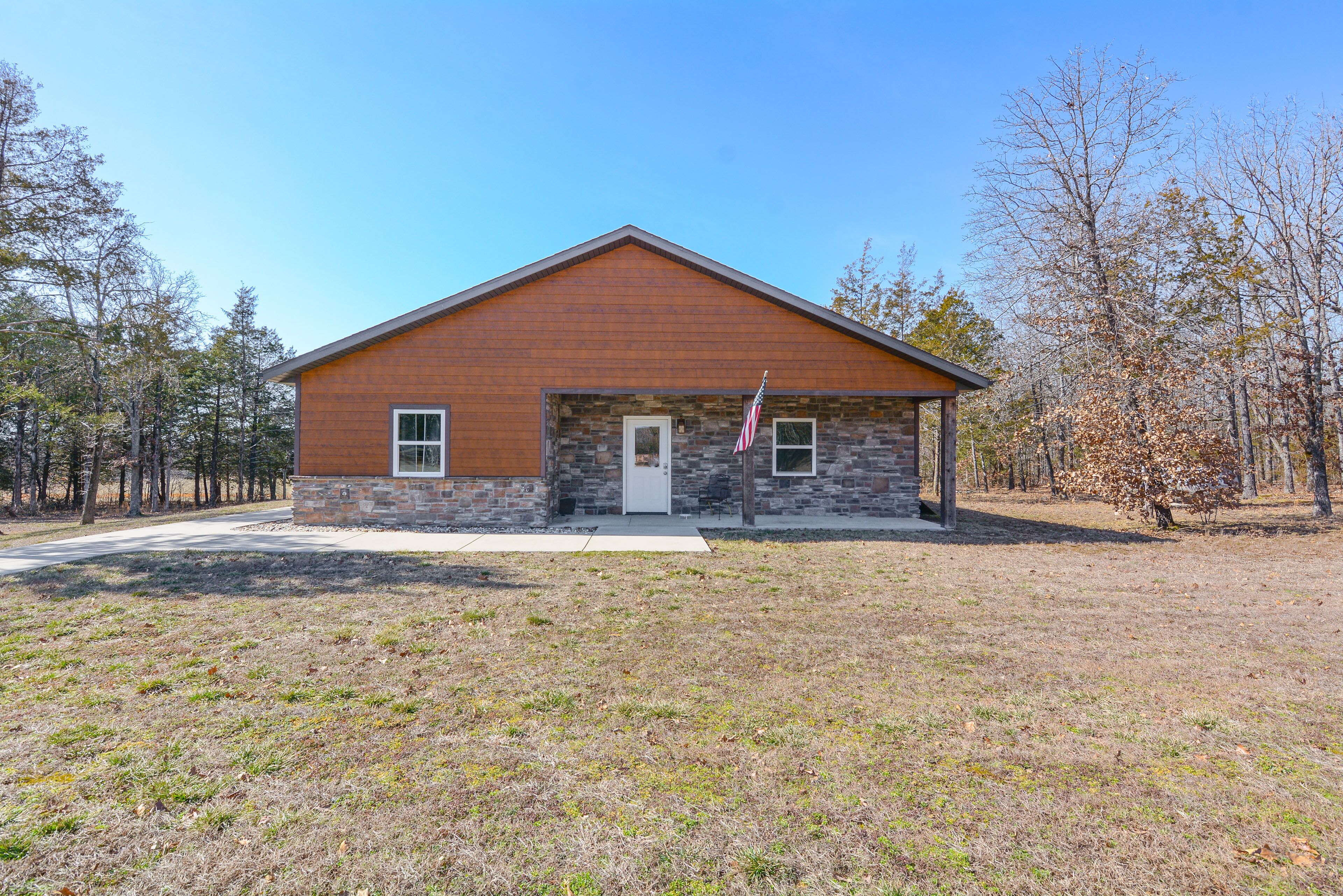 Marionville Cottage on 70 Acres w/ Recreation Room