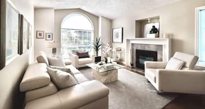 Monthly Furnished Bright Beautiful 3bedroom Suite