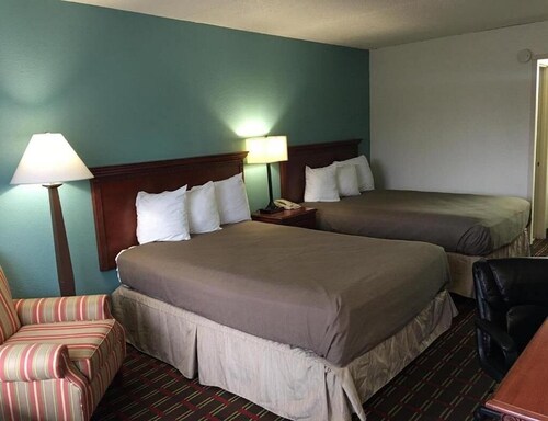 Deluxe 2 Double Beds in Music Valley