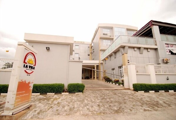 Exterior - Grand Palazzo Hotel (Abuja)