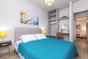 3 Schlafzimmer, Bügeleisen/Bügelbrett, Bettwäsche