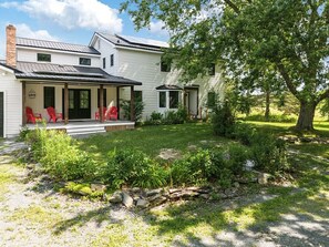 Exterior - Spacious Colonial | Large Groups | Fire Pit (Brewer)