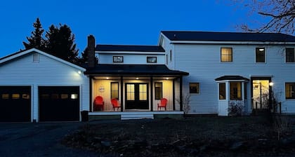 Spacious Colonial | Large Groups | Fire Pit