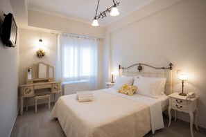 2 habitaciones, tabla de planchar con plancha, wifi y ropa de cama 