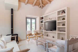 Living area - Villa Nikos | private pool - country views - BBQ (Corfu)