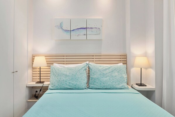 1 bedroom, iron/ironing board, WiFi, bed sheets
