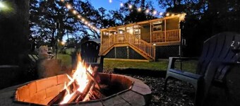 River Daze Cabin - A cozy cabin right on the river