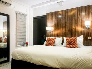 Luxury Room | Free WiFi, bed sheets - Pinkish By Riava Bed & Breakfast Abuja (Abuja)