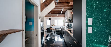 Fridge, microwave, oven, stovetop