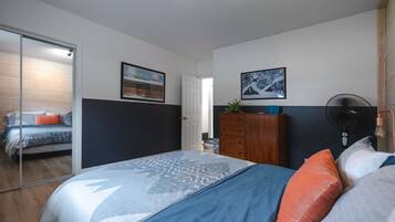 4 Schlafzimmer, Reisekinderbett, Internetzugang, Bettwäsche