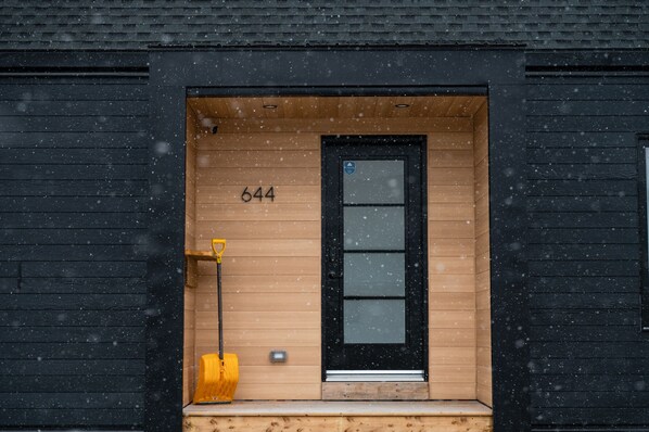 تفاصيل الفندق من الخارج