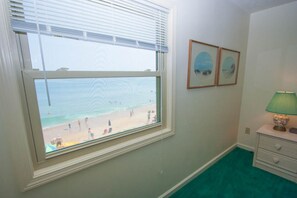 Interior - The Golden Strand- 2 bed/ 2 bath Oceanview/Beach access condo UNIT K2 (Kill Devil Hills)