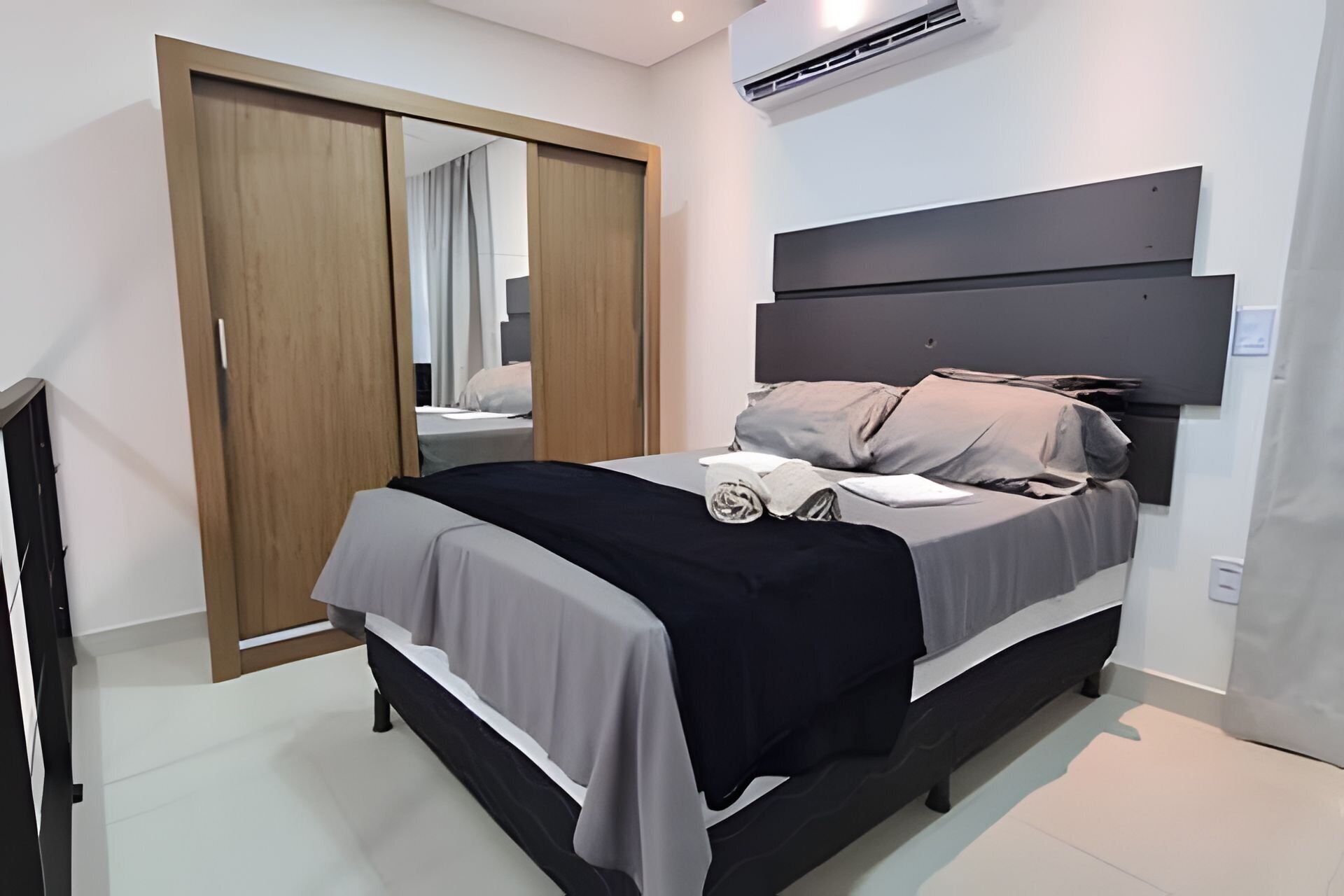 Apartment | 1 bedroom, blackout curtains, iron/ironing board, free WiFi