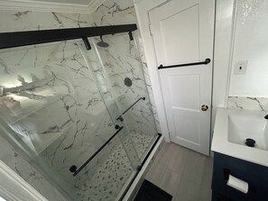 Hårtørrer, håndklæder, Sæbe, Shampoo