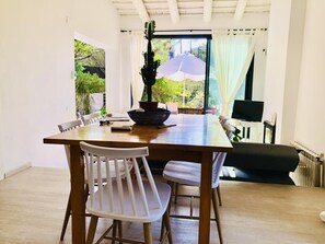Dining - Casa Vega (Begur, Residencial Begur, Costa Brava) (Begur)