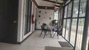 Superior Apartment | Living area - LINDA Y COMODA VILLA EN PLAYAS DEL COCO (Sardinal)