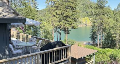 Lakeview, Pool Table, Near Marina, Sleeps 10