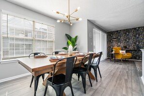 تناول الطعام