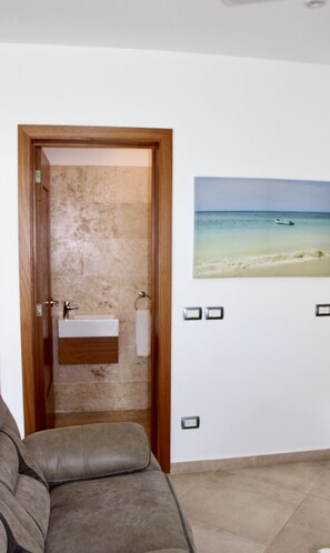 Interior - 2 Bedroom penthouse Condo within a short walk to beautiful Las Ballenas Beach (Las Terrenas)