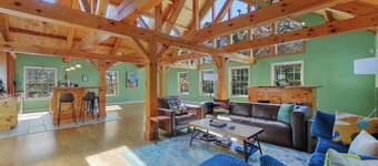 Vermont Vacation Villa—Grapevine Getaway